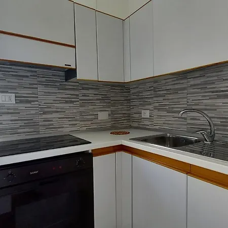 Apartment Viberti 3 *